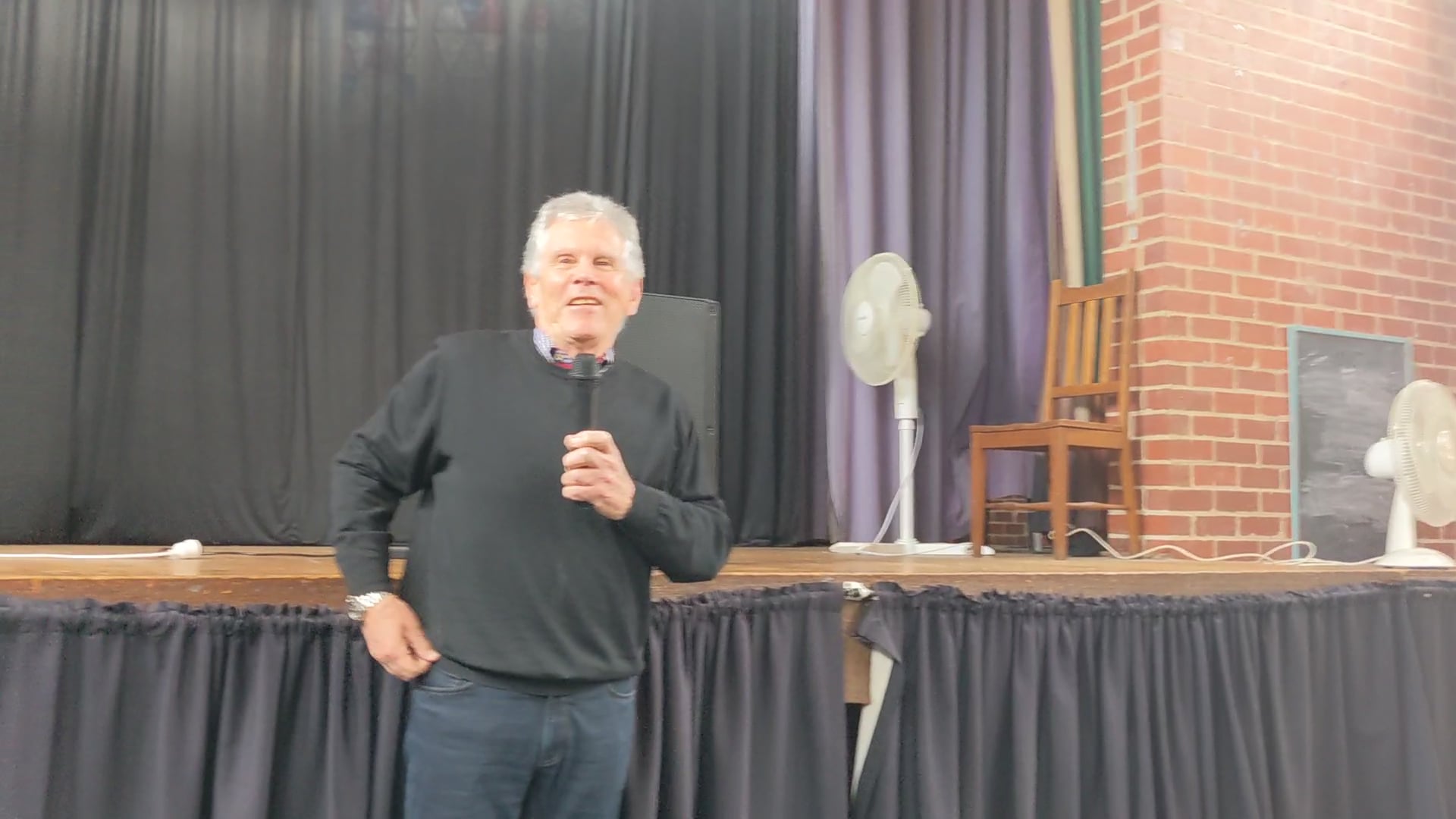 Ian introduces Elvina and yoga